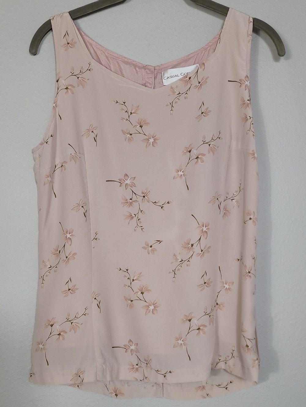 Vintage Casual Corner Silk Floral Sleeveless Top Size Large Button Back Cottage